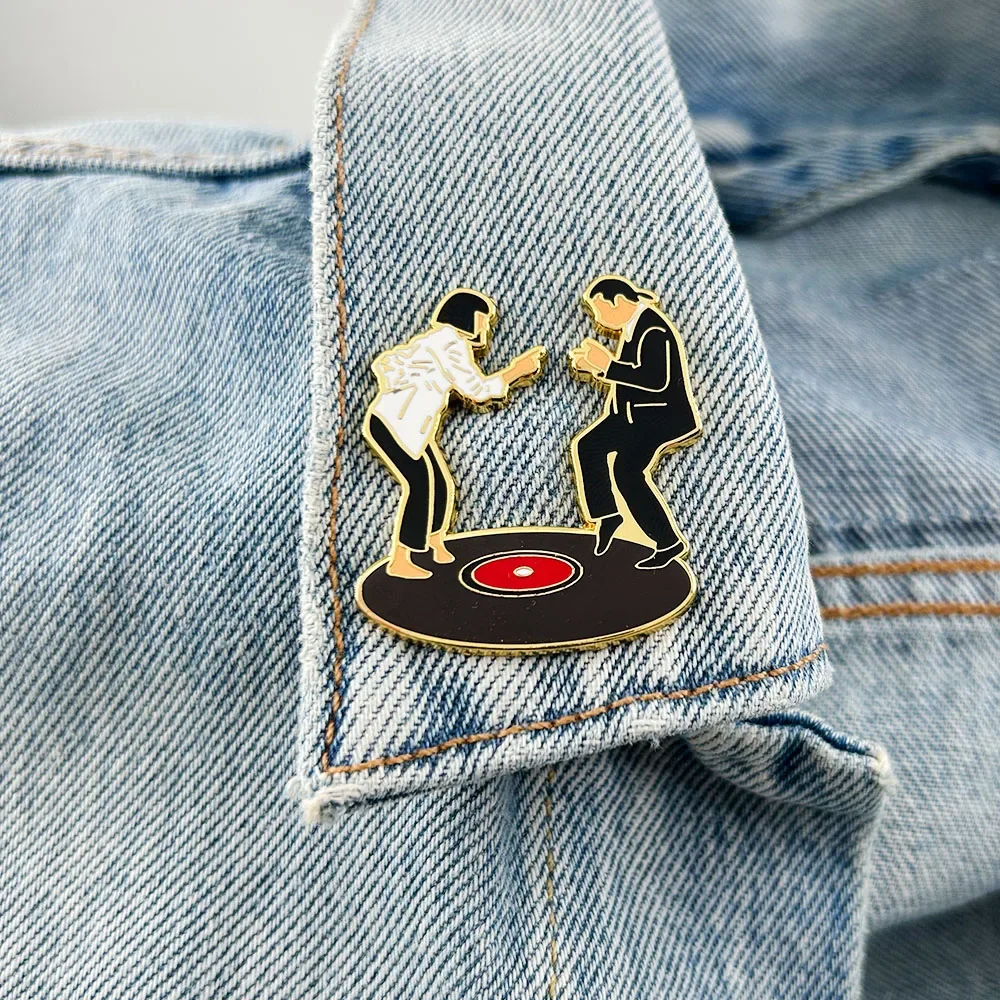 Mia Wallace And Vincent Vega Dancing Enamel Pin Pulp Fiction Peripheral Badge Fans Lover Collect Souvenirs