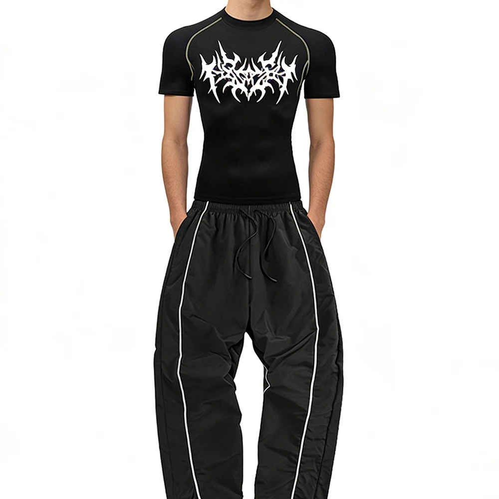 

Men's Summer Tight-fitting sportswear 2pcs Set Outdoor Graphic Print Short Sleeve Top And Drawstring Waist Long Pants Sport Suit