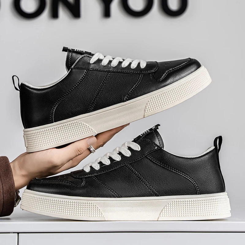 أحذية رياضية كاجوال جديدة للرجال، قابلة للتنفس، مسطحة، خفيفة الوزن ومريحة، أحذية رجالية كبيرة الحجم