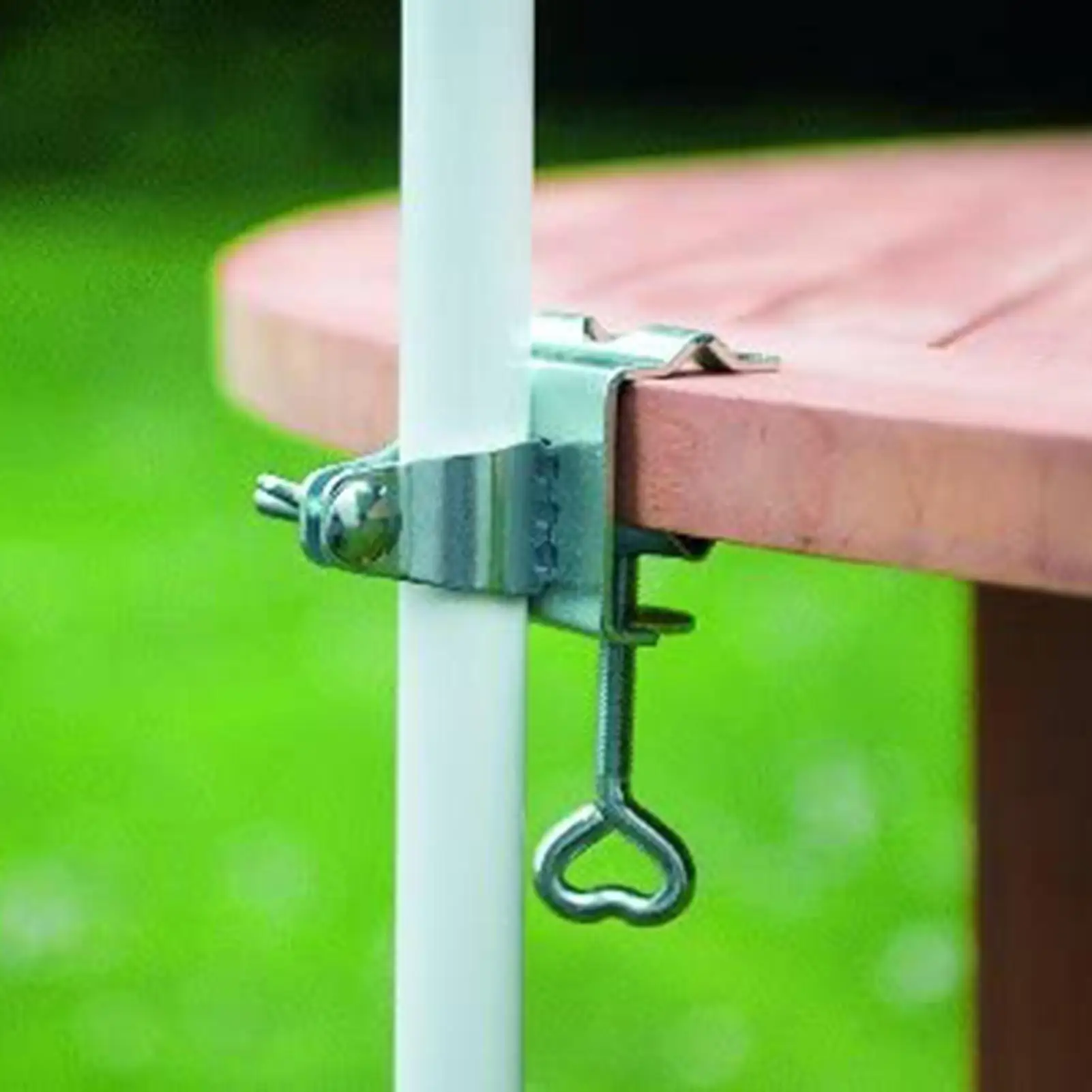 Neue Hof Regenschirm Feste Klemme Halterung Klemme Balkon Regenschirm Stehen Im Freien Tisch Feste Regenschirm Stehen Schutz Festen Clip