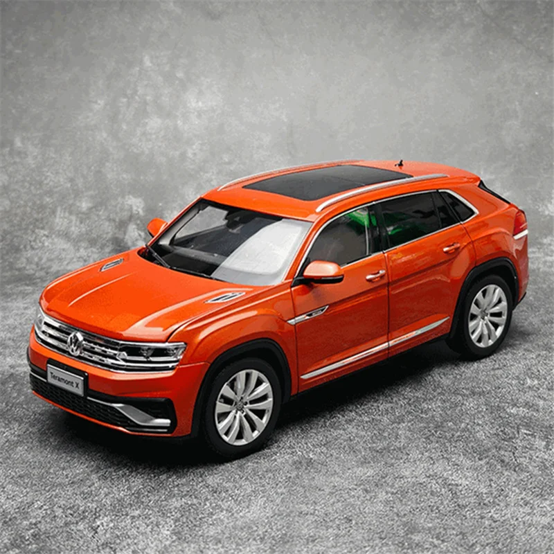 

1:18 VW Teramont X 2017 SUV Alloy Car Model Diecast Metal Off-road Vehicles Car Model Simulation Collection Kids Gift Decoration