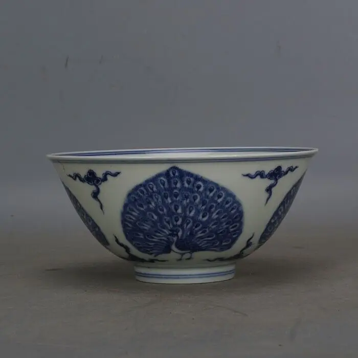 Chinese Ming Chenghua Blue and White Porcelain Peacock Pattern Bowl 5.70 inch