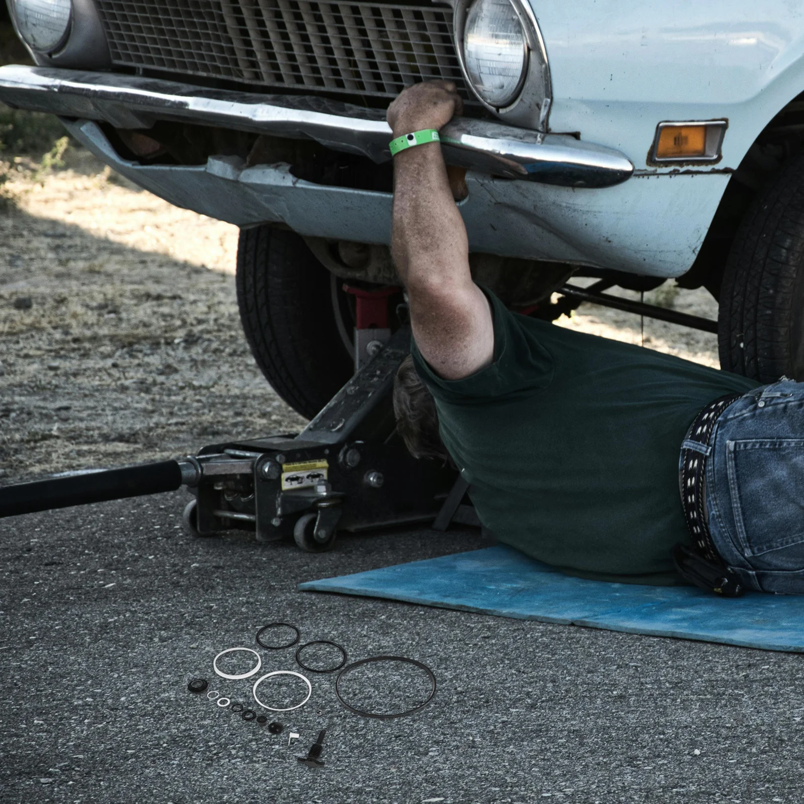 

17pcs Hydraulic Jack Repair Kit For Vertical Jacks Pump Core Return Valve Steel Ball Floor Jack Replacement Parts