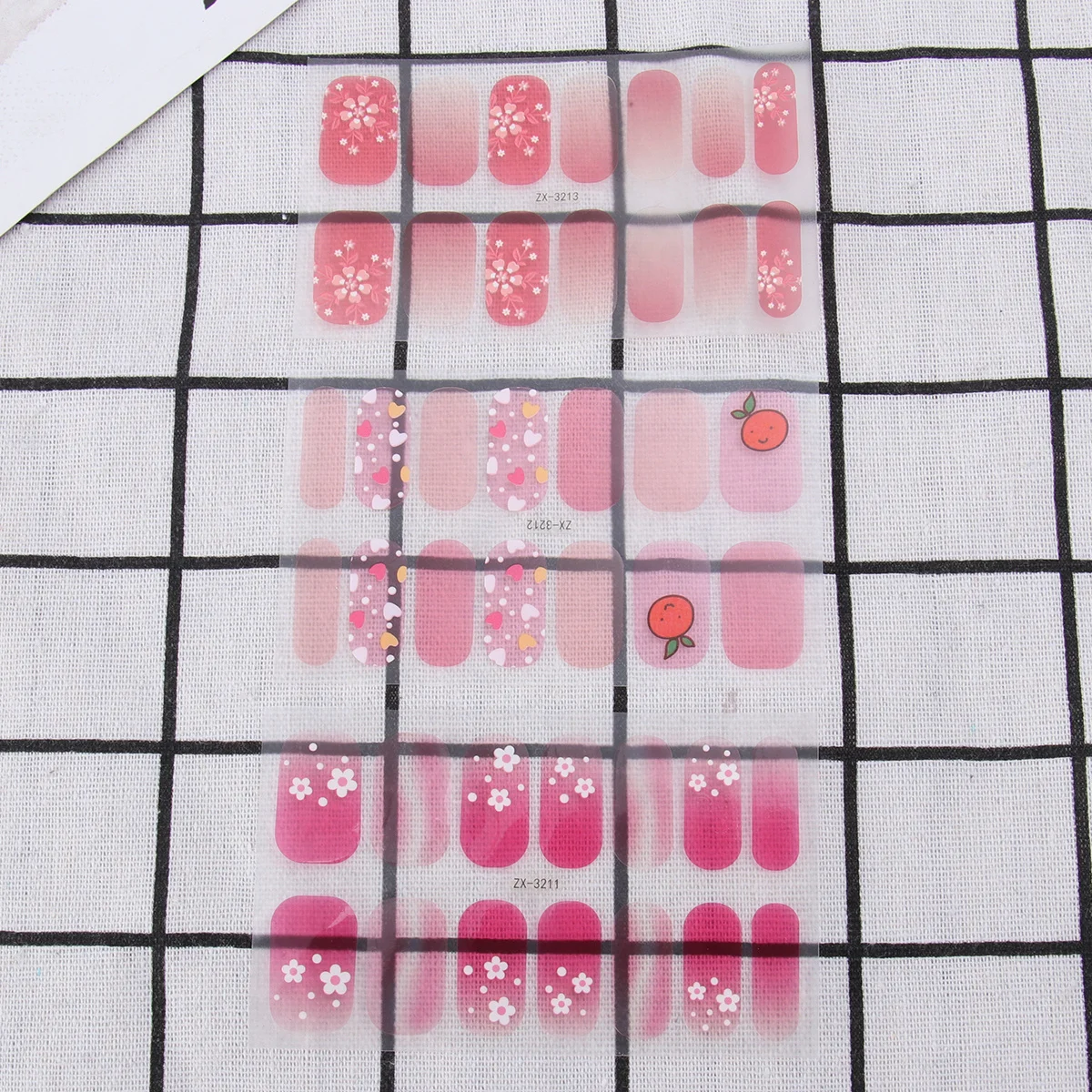 3Pcs 네일 스티커 풀 커버 가짜 손톱 모듬 색상 DIY 네일 아트 휴일 파티 안전한 재료 가짜 손톱