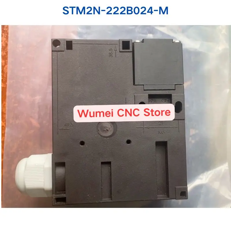 Second-hand Test OK Safety door lock STM2N-222B024-M Fast Shipping If You Need Other Specifications, Please Consult