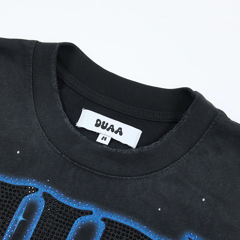 DUAA Men Women Black Vintage Wash Rhinestone Letter Castle Figure Double‑Sided Print Casual Short Sleeve Tee
