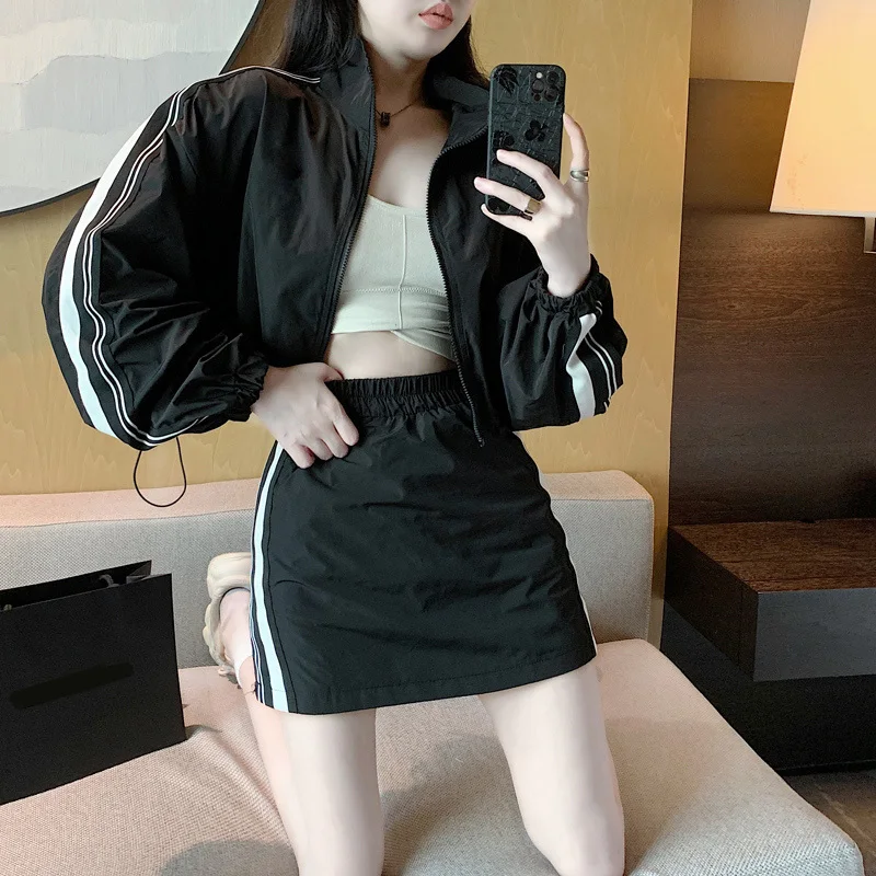 Sports Style Suits Women Summer Korean Long-sleeved Navel Tops and Fashion Skirts Two Piece Sets Casual Womens Clothes