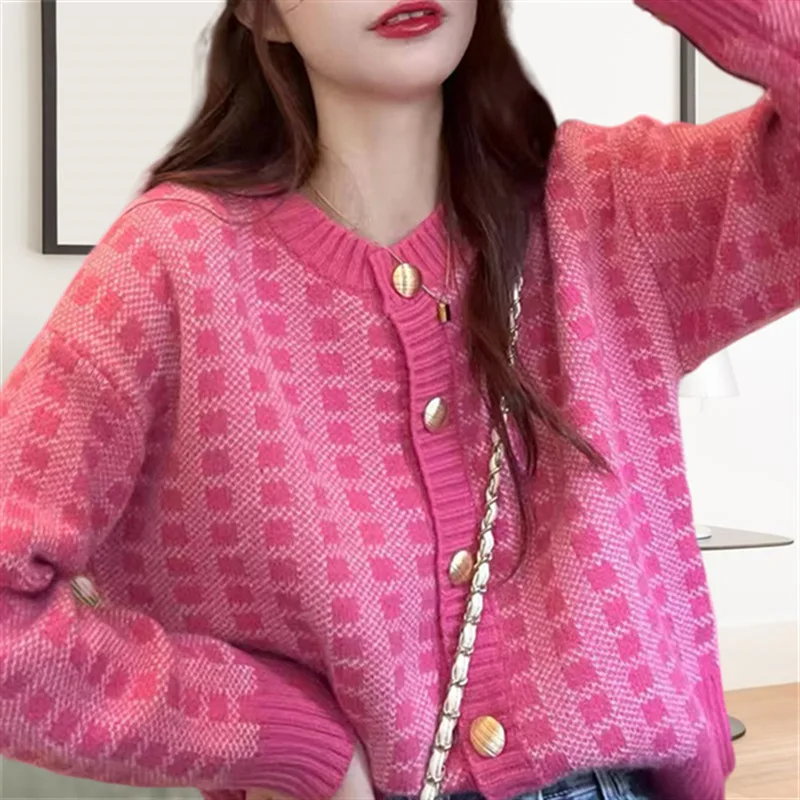 Female Coat Early Spring and Autumn New Knitted Sweater Women's Top Pink Plaid Fashionable Cardigan Jacket Women Sueters