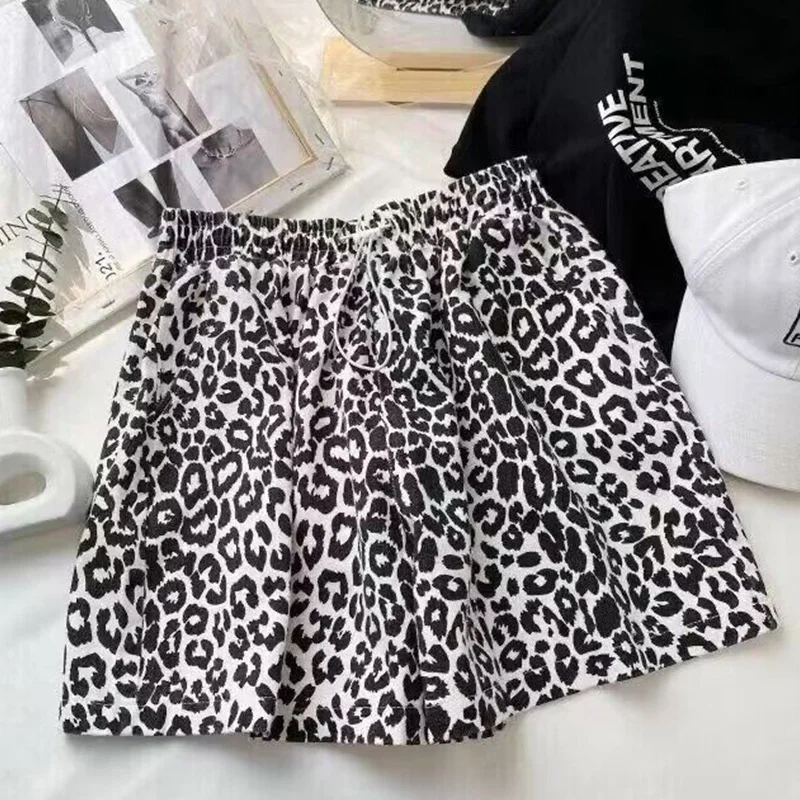 Summer Trend Loose Leopard Elastic Waist Shorts Femme Casual Fashion Printing High Waist Wide Leg Pants Women Clothes All-match