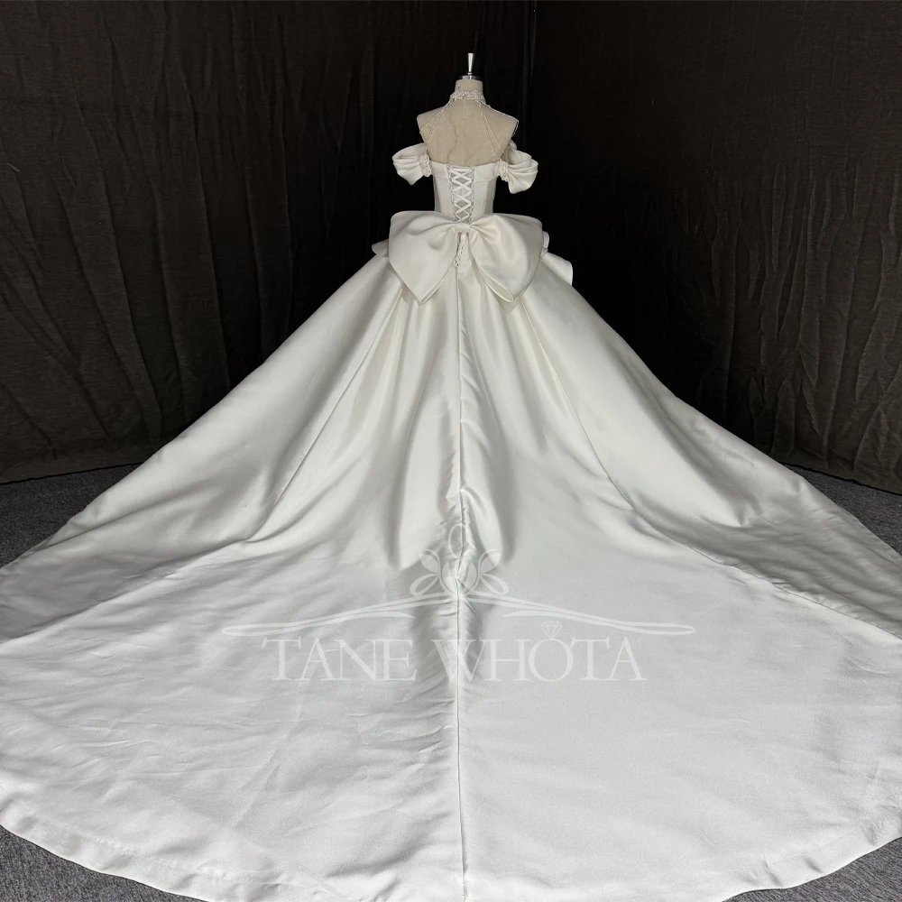 Vestido de novia con hombros descubiertos y lazo en la espalda con cordones - Vestido de novia personalizable