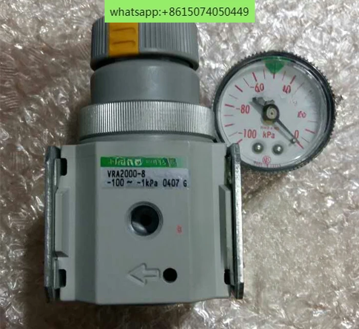 The vacuum regulator VRA 2000-8 new, with strap bracket, good test performance.