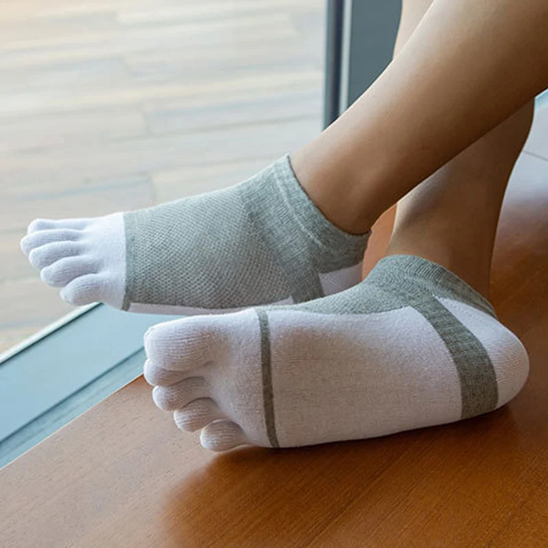 5 Pairs Toe Socks Man Cotton Mesh Breathable Splicing Colors Young Sweat-Absorbing Shallow Mouth Ankle No Show 5 Finger Socks