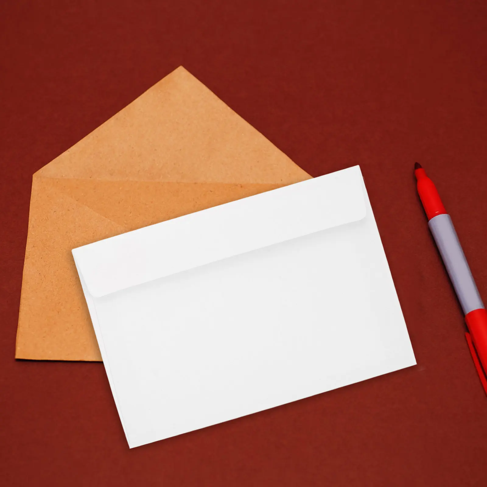 

50Pcs Sturdy Brown Kraft Envelopes Self Seal Design Blank Surface for Invitation Envelopes Greeting Card Mailing Photos