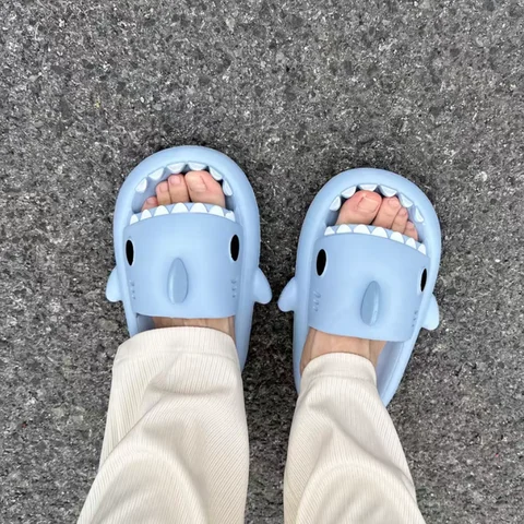 2024 Cool Men Shark Slippers Women Indoor Bedroom Non-slip Sandals Adults Outdoor Beach Soft Slides Boys Cartoon EVA Flip Flops