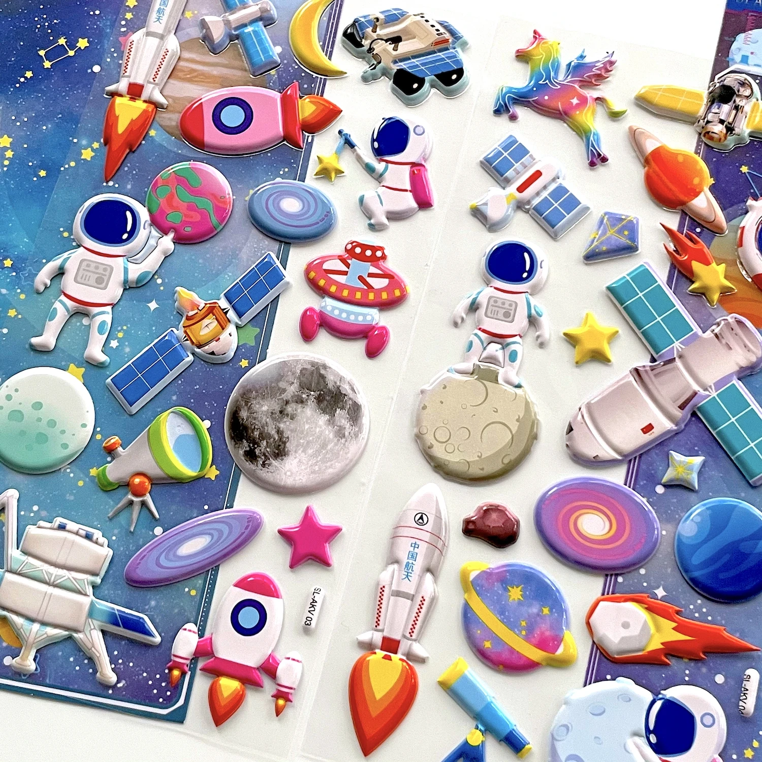 Pegatina hinchada 3D de astronauta de viaje espacial, 4 piezas, álbum de recortes, papelería bonita, diario, suministros de decoración