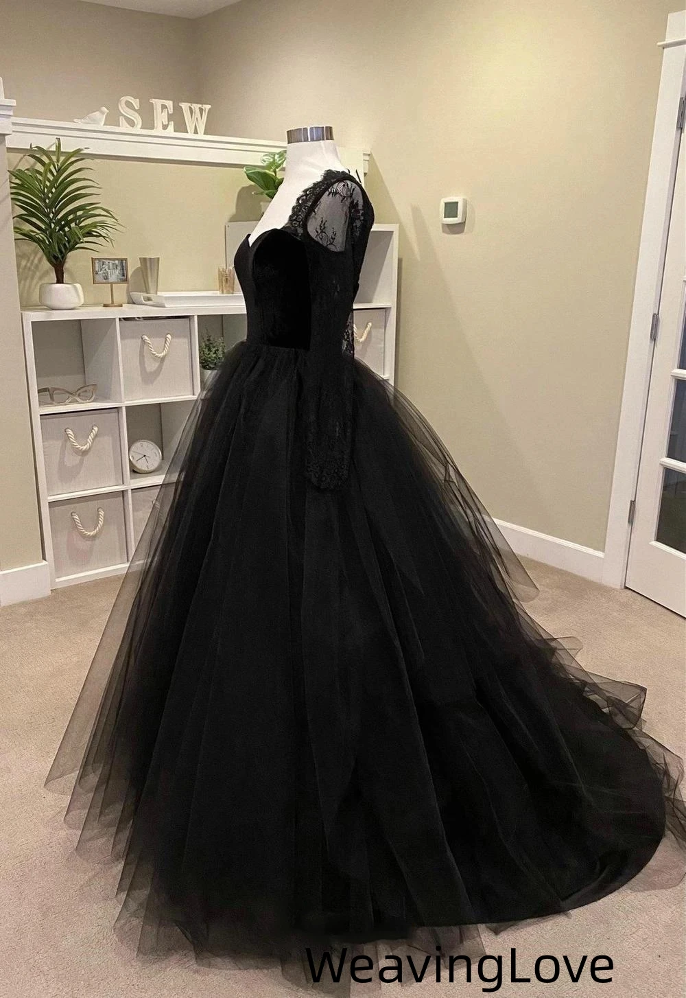 Black Vintage Long Sleeves Tulle Wedding Dress Lace Wedding Gown A-Line Bridal Customize One Piece Dresses Vestidos De Gala