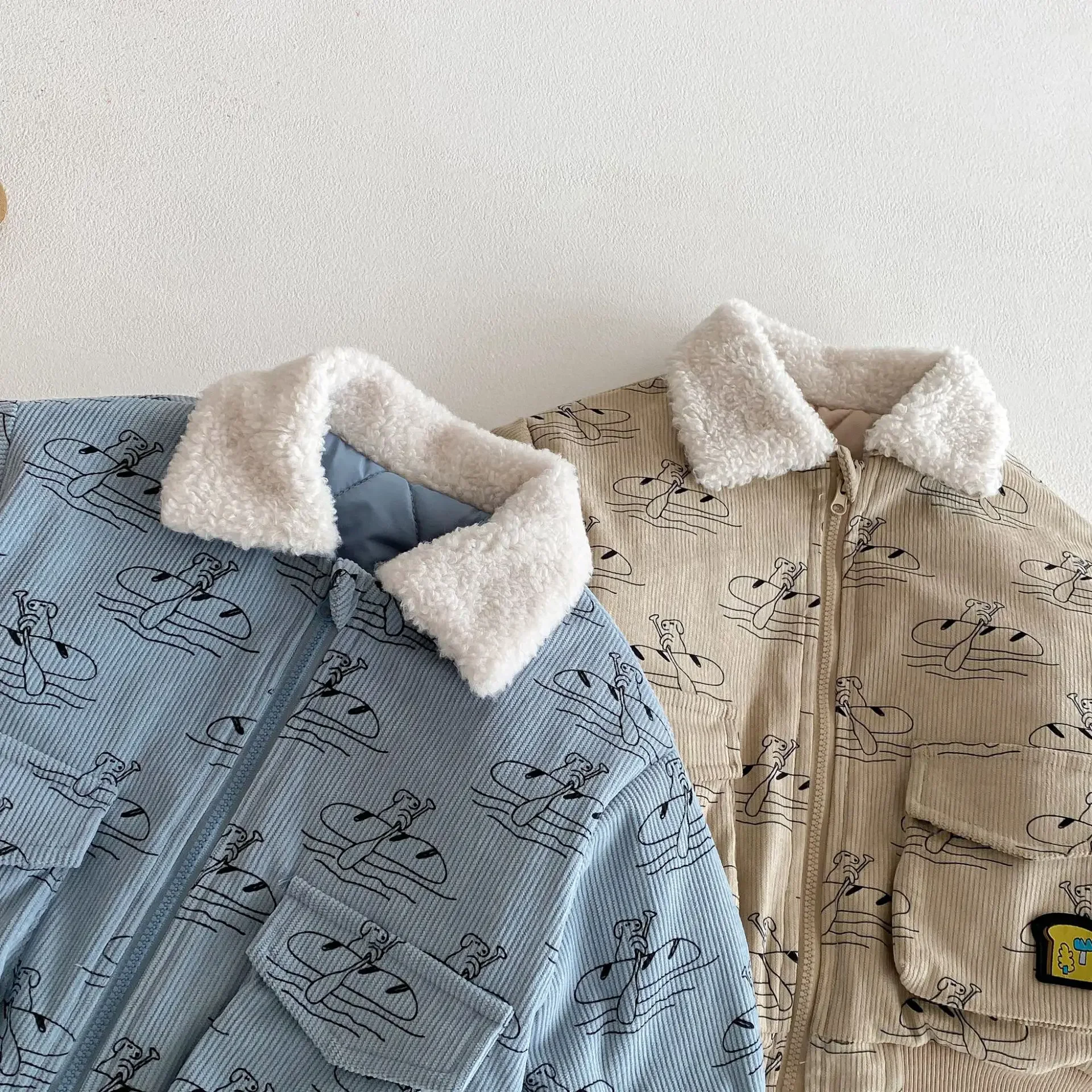 0-5Y الاطفال الكرتون المطبوعة وسادة مبطنة 2025 صوف الضأن طوق مبطن بطانة معطف الشتاء الدافئ للبنين بنات سميكة أبلى