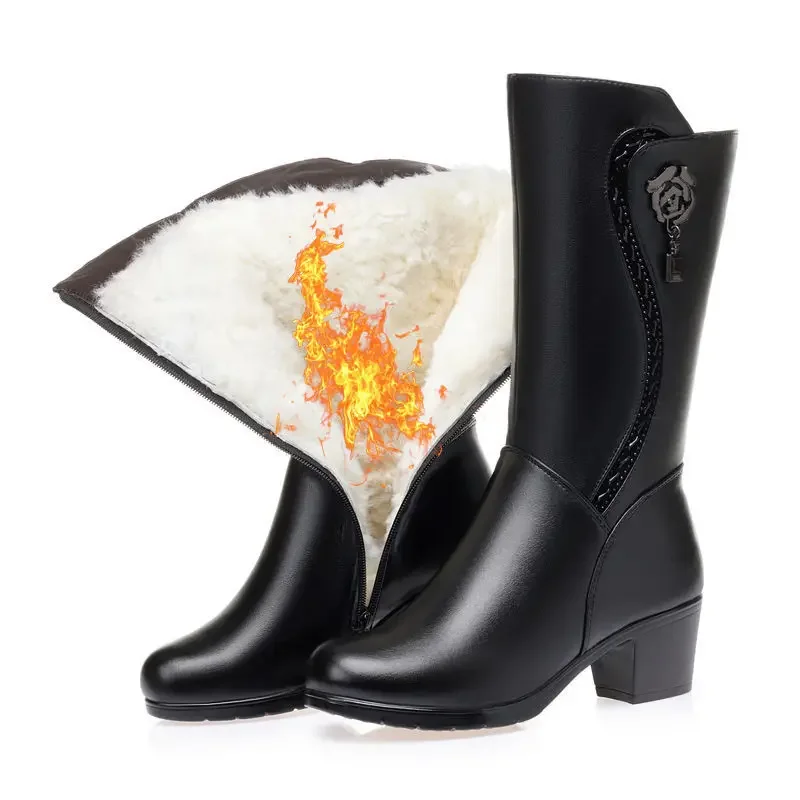 2025 الشتاء الأحذية النسائية أفخم حذاء الثلج عالي الرقبة دافئ موضة منتصف العجل أحذية عالية الكعب للنساء عالية الجودة بوط من الجلد بوتاس موهير #2