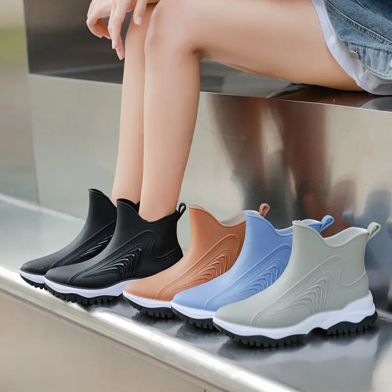 2023 Spring New Fashion Water Shoe Luxury Rain Boots For Women Short Rubber Rainshoes Ladies Waterproof Ankle Rainy Boot