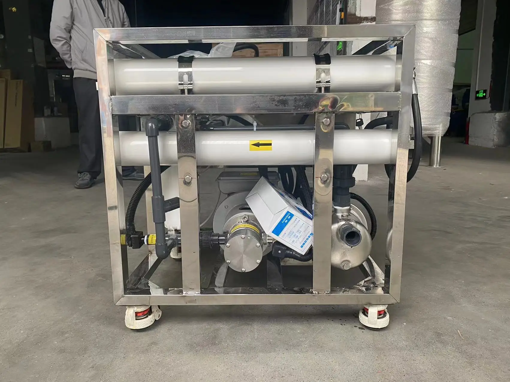For Marine-Grade 1500L/h Seawater Desalination System with Lithium Molecular Sieve 220V Pump 1 Year Warranty customize