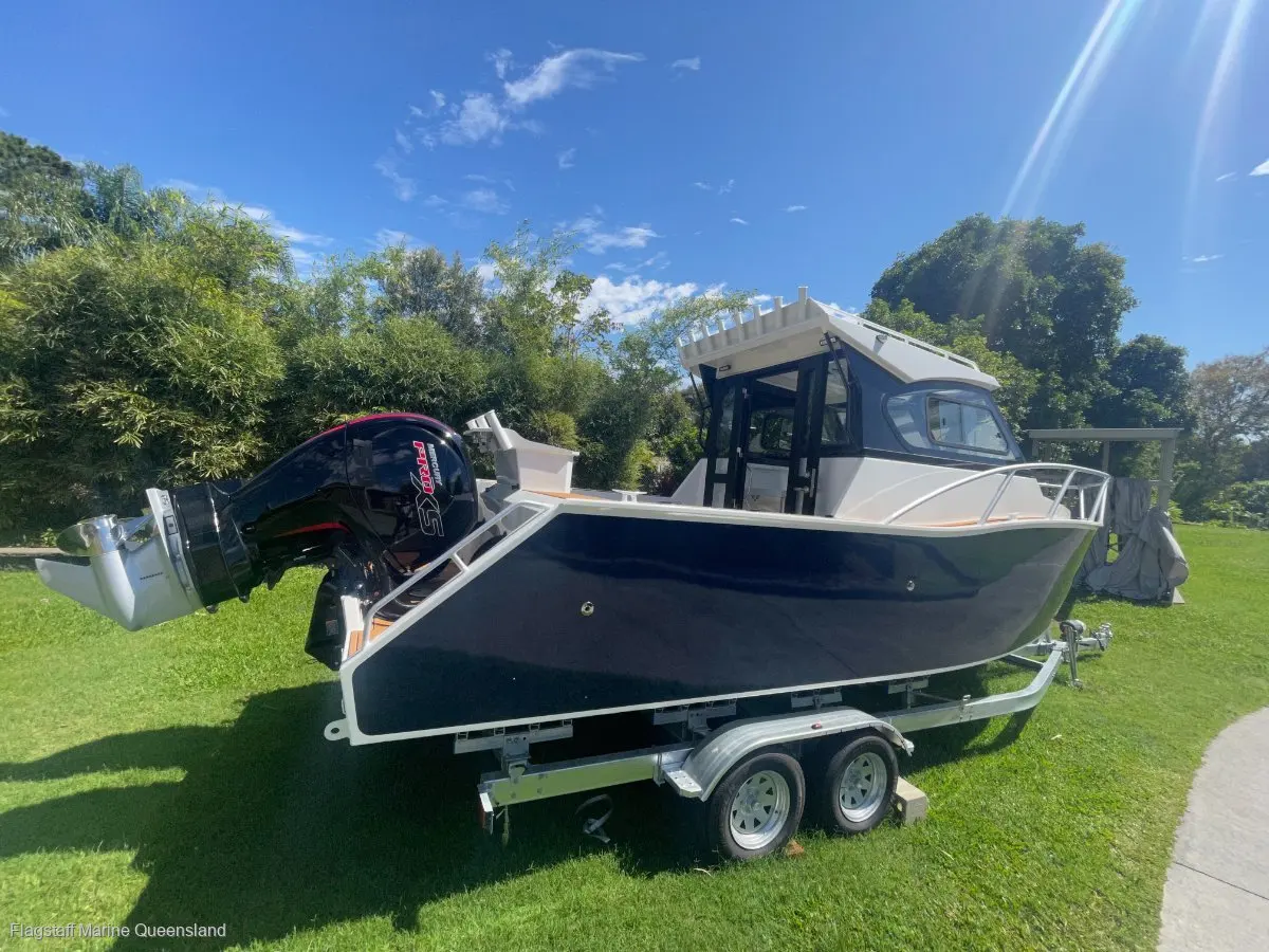 Gospel Boat 6.25m 20ft Aluminum Fishing Leisure Boats with Rest Small Cabin Without Door with Trailer Motor 5 People Family Use