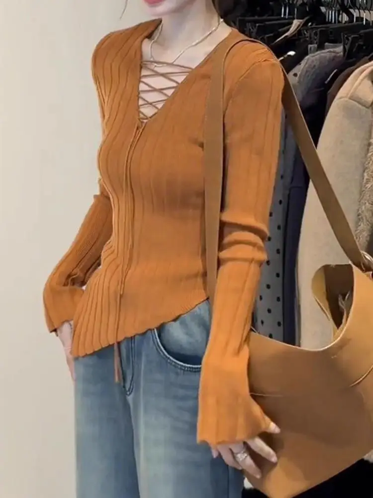 

Solid Color Slim Fit V-neck Lace Up Base Top for Women's Autumn Winter 2025 New Irregular Knitted Sweater