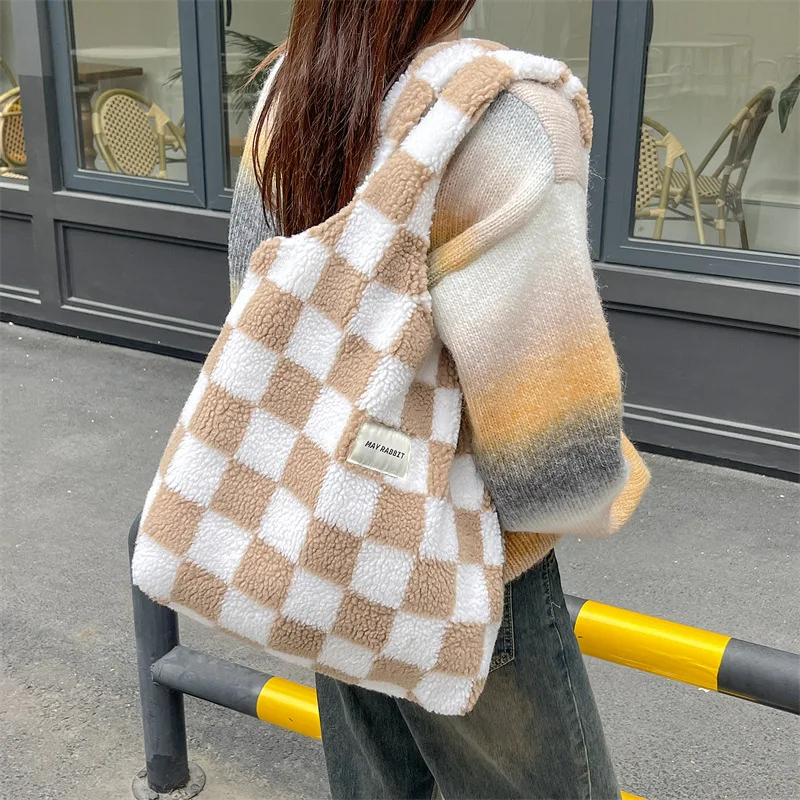 New Fashion Retro Colorful Checkerboard Plush Tote Bag for Women Large Capacity Shoulder Bag Handbag Portable Shopping Bag