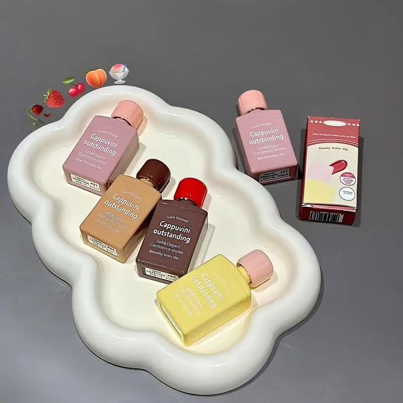 ลิปกลอสเนื้อฉ่ำวาว ให้ความชุ่มชื้น เนื้อสัมผัสเรียบเนียน ติดทนนาน ใช้ง่าย