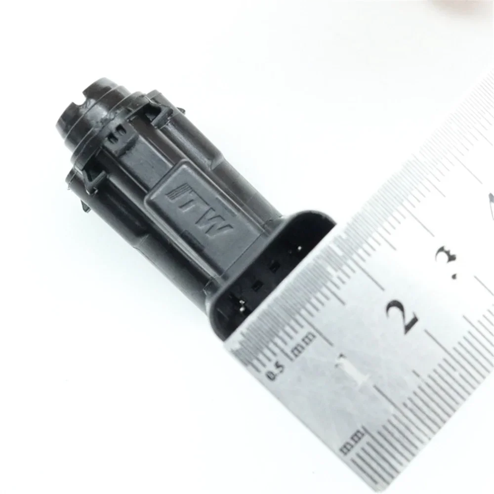 Outer Fuel Filler Door Lock Actuator Buckle Oil Flap Cap Motor For Ford Escort Taurus Edge Galaxy Mondeo MK5 FP53-220A20 view 4