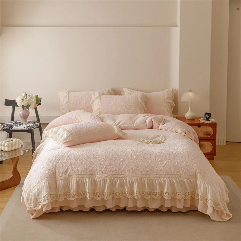 Vintage French Double Layer Lace Ruffles Winter Velvet Bedding Set Plush Carved Velvet Duvet Cover Bed Skirt Pillowcases 4Pcs