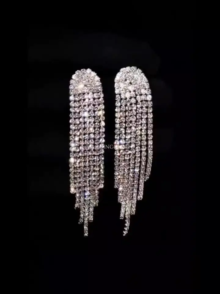 Gold/Silver Clip on Earrings for Women Fashion Clip on Hoop Dangle Drop Earrings for Teens Girls Non Piercing Earrings Jewelry