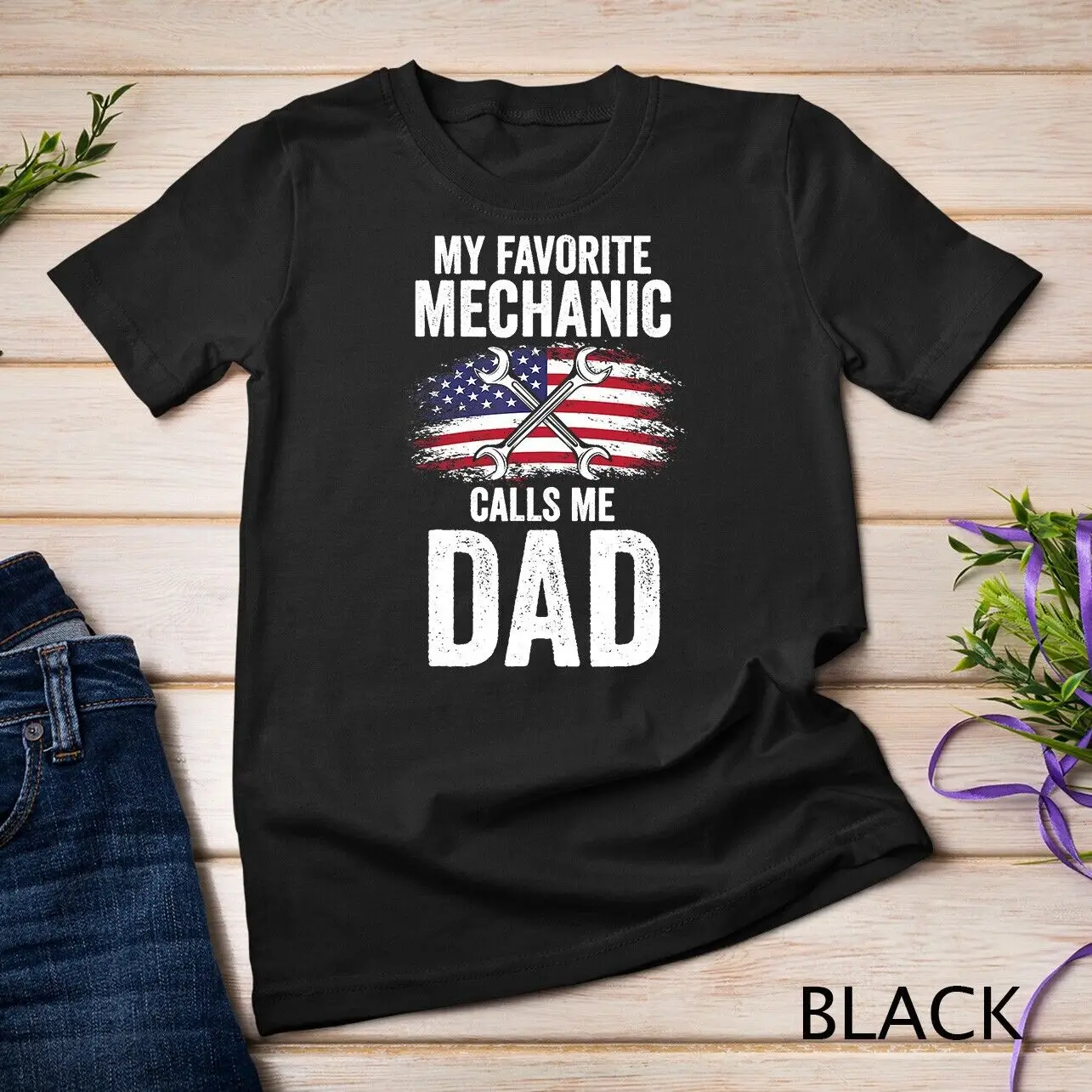 Mens My favorite Mechanic calls me Dad Mechanic Dad T-Shirt Unisex T-shirt