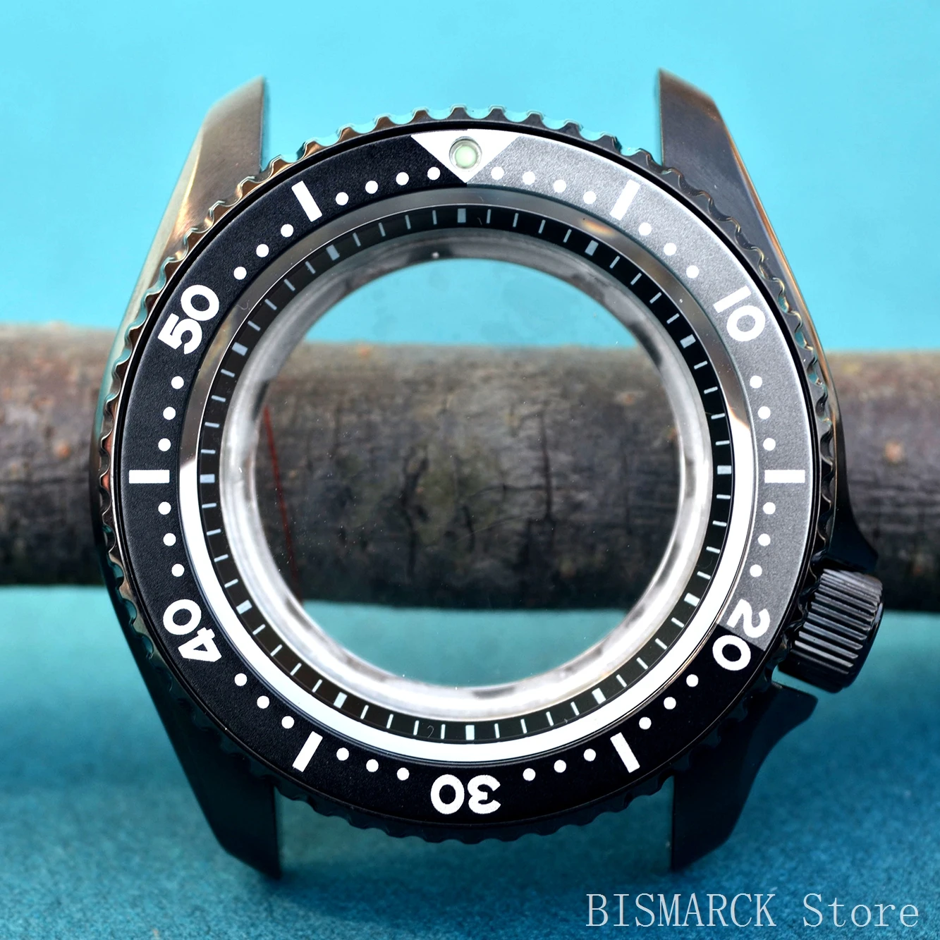 

Черный корпус SKX007 THORN, качественное сапфировое стекло, прозрачная задняя крышка, подходит для механизмов NH35/36.