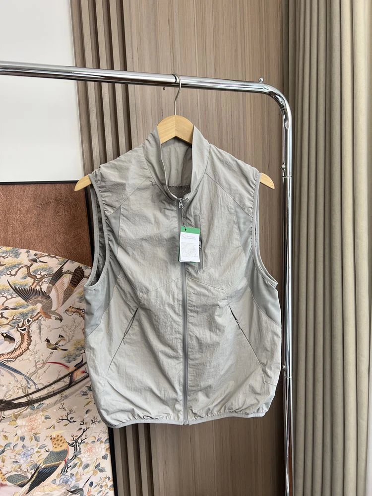 

Lightweight Breathable Summer New Outdoor Casual Svel Sports Vest Men's Workwear Stand Collar Jaet Tagkita Youth Trend