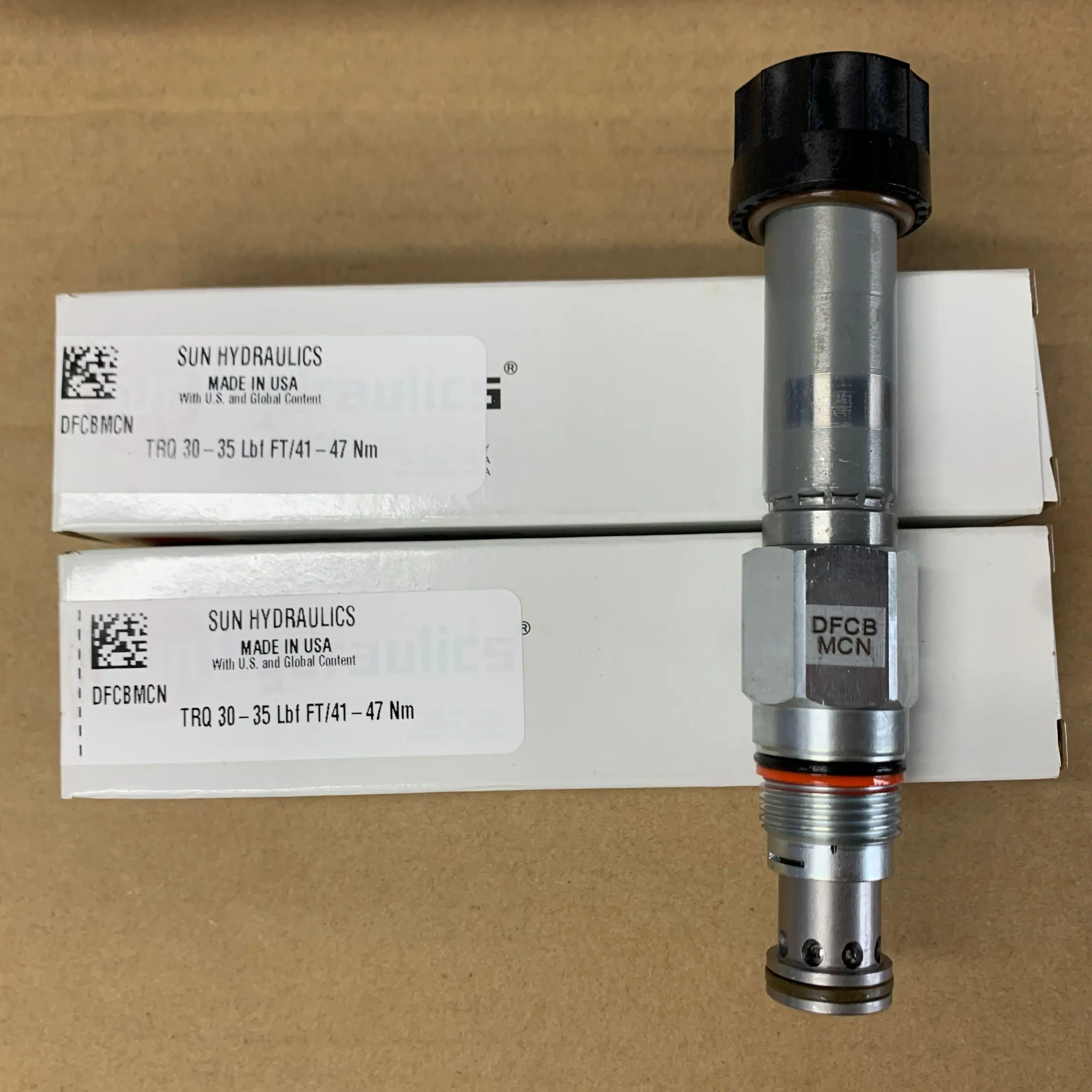 DFCBMCN DFCB-MCN DFCBMCN224 DFCB-MCN SUN الهيدروليكية المنشأ 2-way، 2-stage، صمام القفاز الاتجاهي الذي يعمل بالملف اللولبي - التدفق 2-1