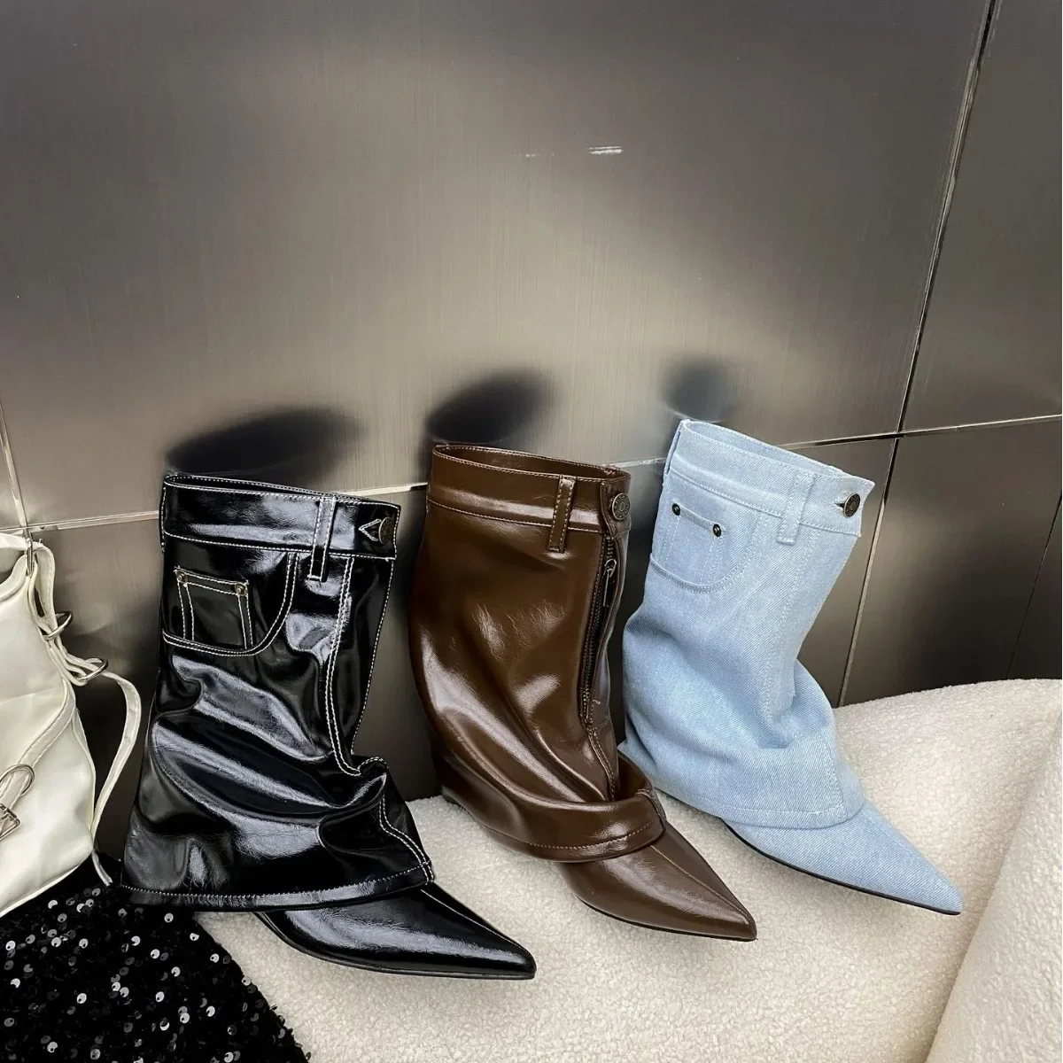 

Однотонные ботинки с цепочкой, женские ботинки на танкетке с острым носком и молнией спереди, женские ботинки до середины икры, дизайнерские повседневные ботинки, женская обувь