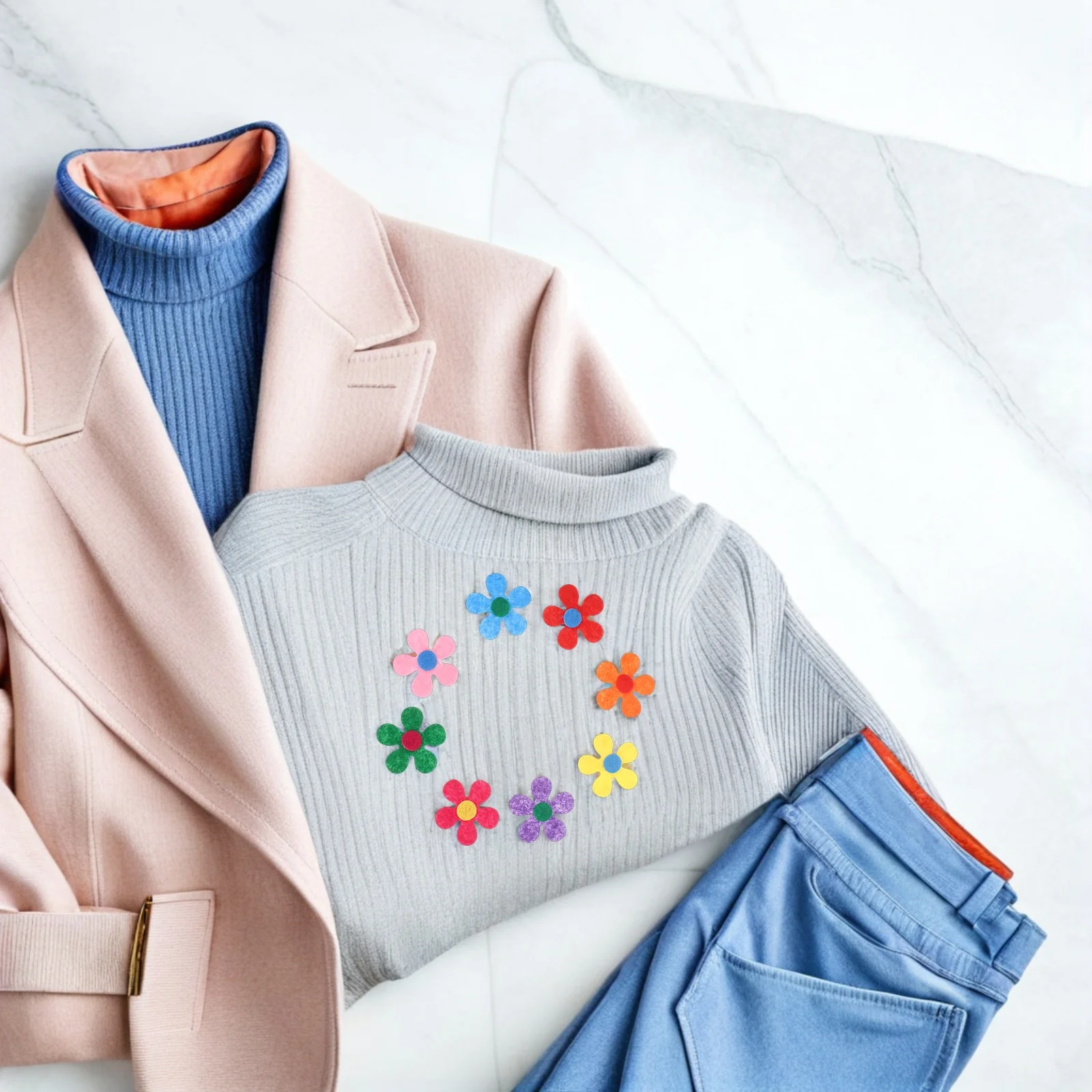 

200Pcs Felt Fabric Flowers Colorful Textile Blossoms for Sewing Crafting and Embellishing Long-Lasting Resistant to Fading