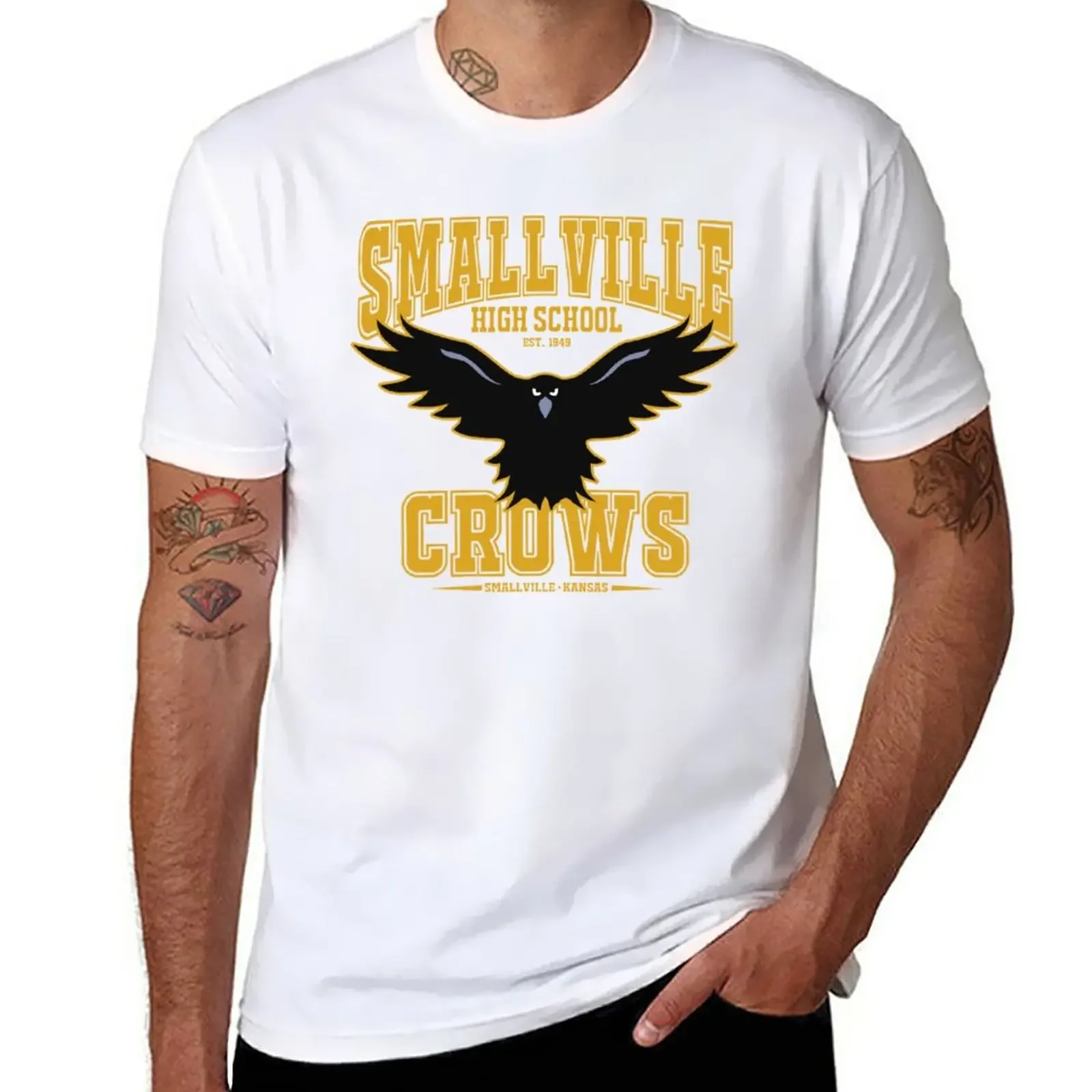 New SMALLVILLE T-Shirt man Tee shirt vintage oversized mens graphic big and tall Summer fashion men clothing