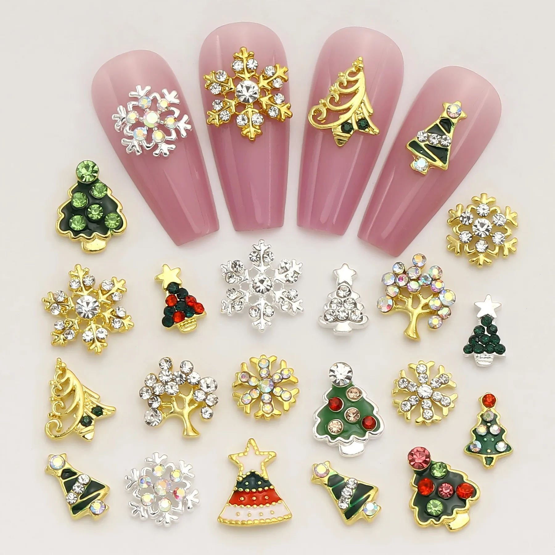 ชาร์มตกแต่งเล็บลายคริสต์มาส 3 มิติ ลายเกล็ดหิมะและต้นคริสต์มาส จำนวน 10 ชิ้น ประดับด้วยคริสตัลวิบวับ สำหรับตกแต่งเล็บ DIY