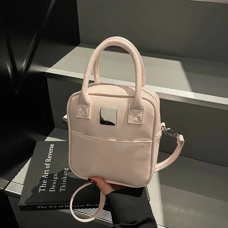 

Текстурированная сумка через плечо 2025 года, нишевая женская сумка через плечо, шикарная сумка «день-ночь», универсальная сумка-слинг, минималистичная верхняя ручка