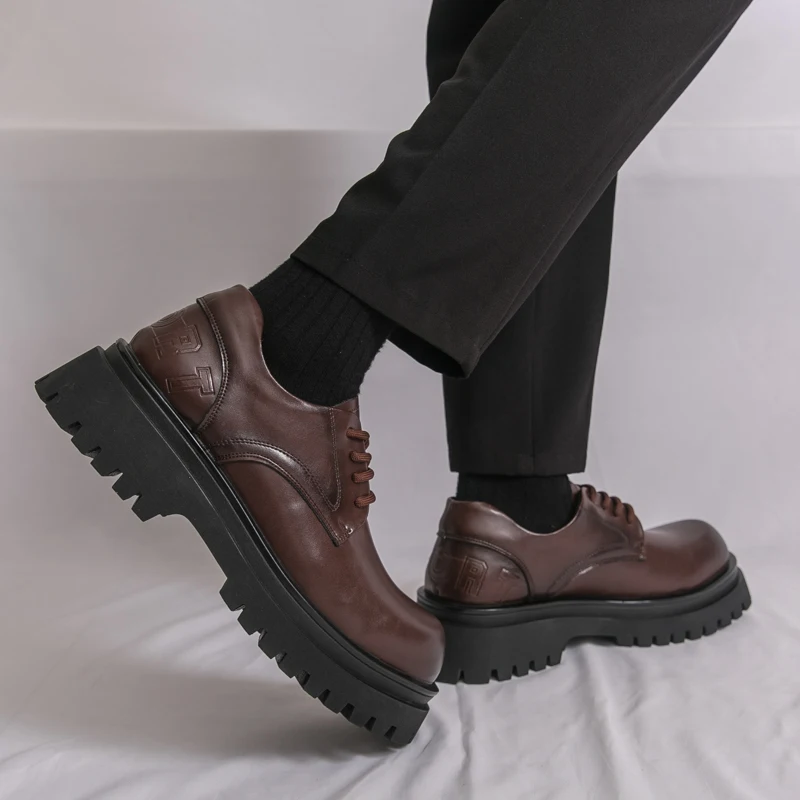 

Men's Glossy Patent Leather Derby Shoes British-Style Round-Toe Boots Comfortable Formal/Casual Office Footwear for Wide Feet