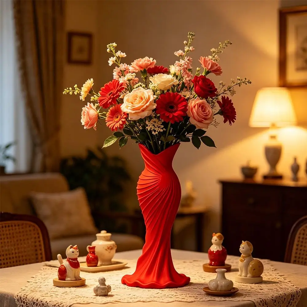 Gown-Shaped 3D Printed Flower Vases Flower Arrangement Twisted Design Elegant Dress Vase Minimalist-Style Decorative Vase