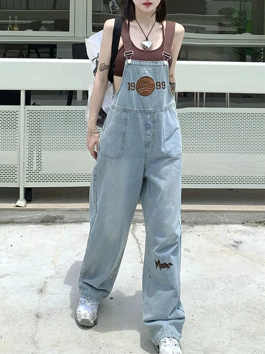 Träger Jeans Stickerei Buchstaben Denim Overall American Vintage Frauen hohe Taille lose weites Bein Streetwear Gesamt hose