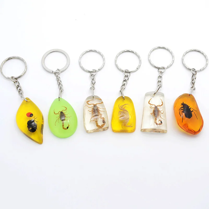 Creative Scorpion Keychain Car Keyring Key Holder Noctilucent Scorpion Amber Pendant Auto Pendant Handbag Wallet Pendant 6pc