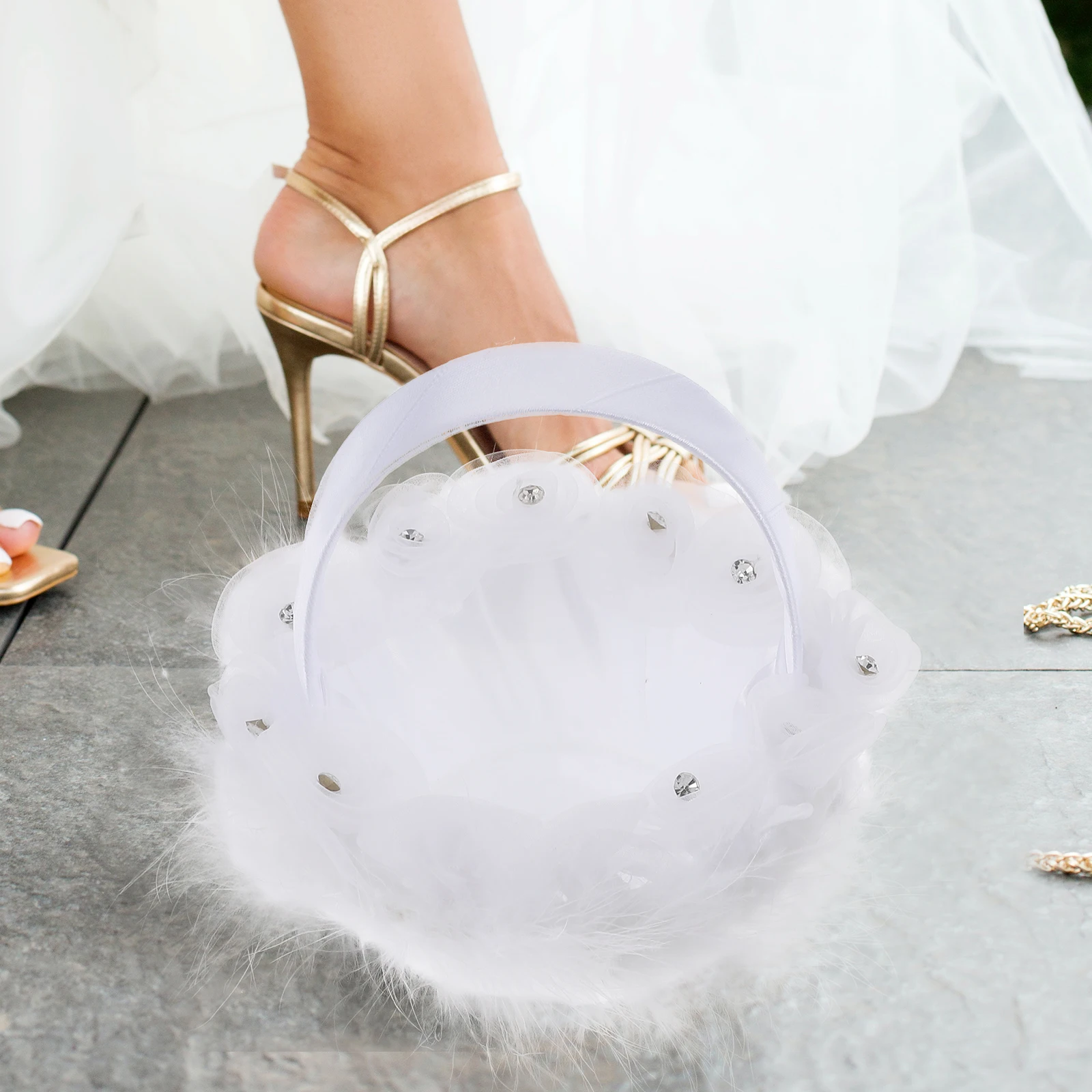 

Wedding Flower Basket Cloth Plastic Banquet Ceremony Petals Scatter Elegant Display Storage Baskets For Girl Gifts
