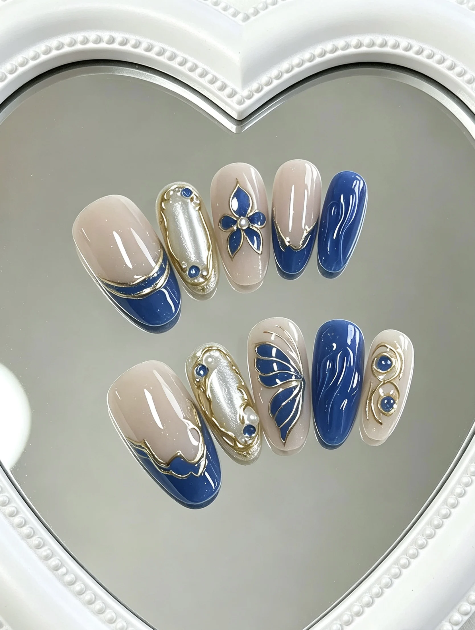 10-Piece Set of Transparent Klein Blue Hand-Painted Flower and Butterfly 3D Gold Line Niche Long Detachable Wearable Nails