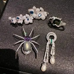 Women Austria Vintage Spider Pearl Gemstone Brooch 18K gold plated Valley Zircon