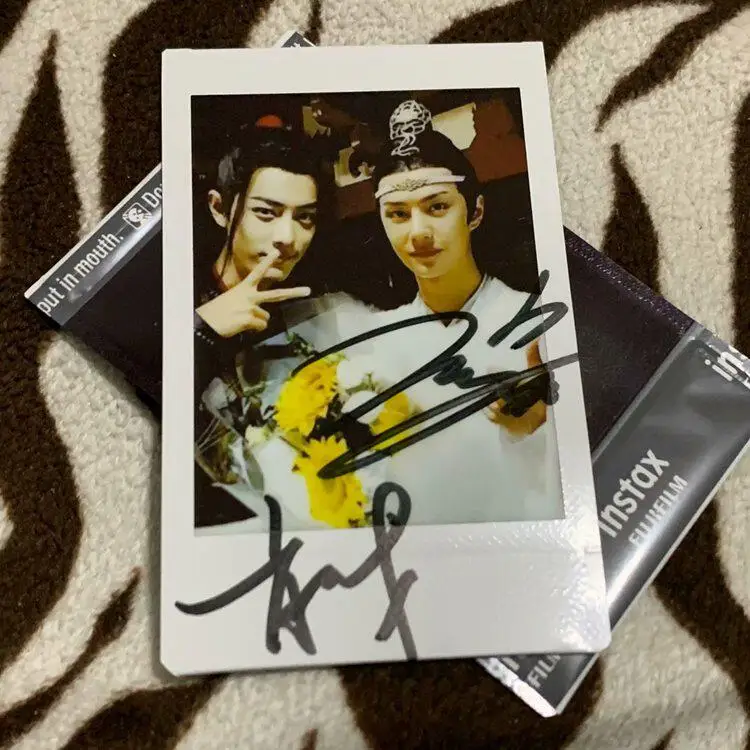 Limited Edition New Xiao Zhan & Wang Yibo Both Personally Signed 3-inch Photos