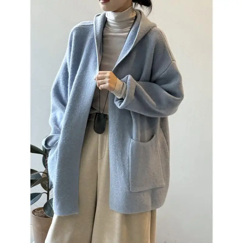 

Женский свитер с капюшоном в ленивом стиле, пальто, осень-зима, темперамент, свободная верхняя одежда премиум-класса, вязаный кардиган, шикарные женские свитера