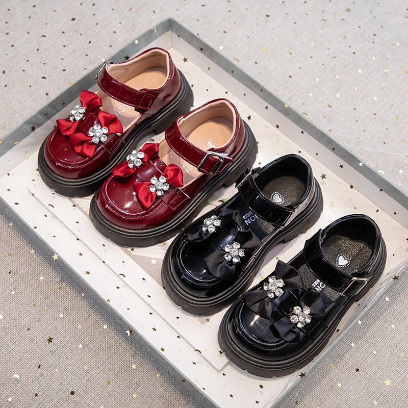 

Новая модная осенняя обувь для девочек, простая детская обувь, удобная кожаная обувь на нескользящей мягкой подошве, элегантные изысканные универсальные лоферы в стиле ретро